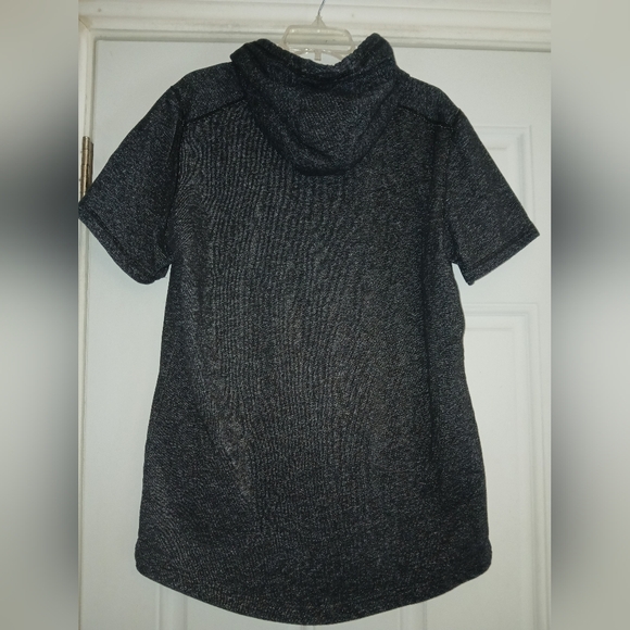 Under Armour Men's Charcoal Short Sleeve Hoodie XL - Picture 3 of 4